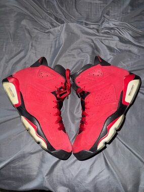 Air Jordan 6 “toro bravo”